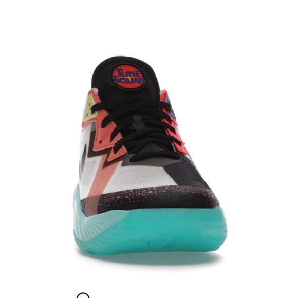 Nike Lebron 18 Low Summit White Space Jam (GS) - Picture 2 of 13